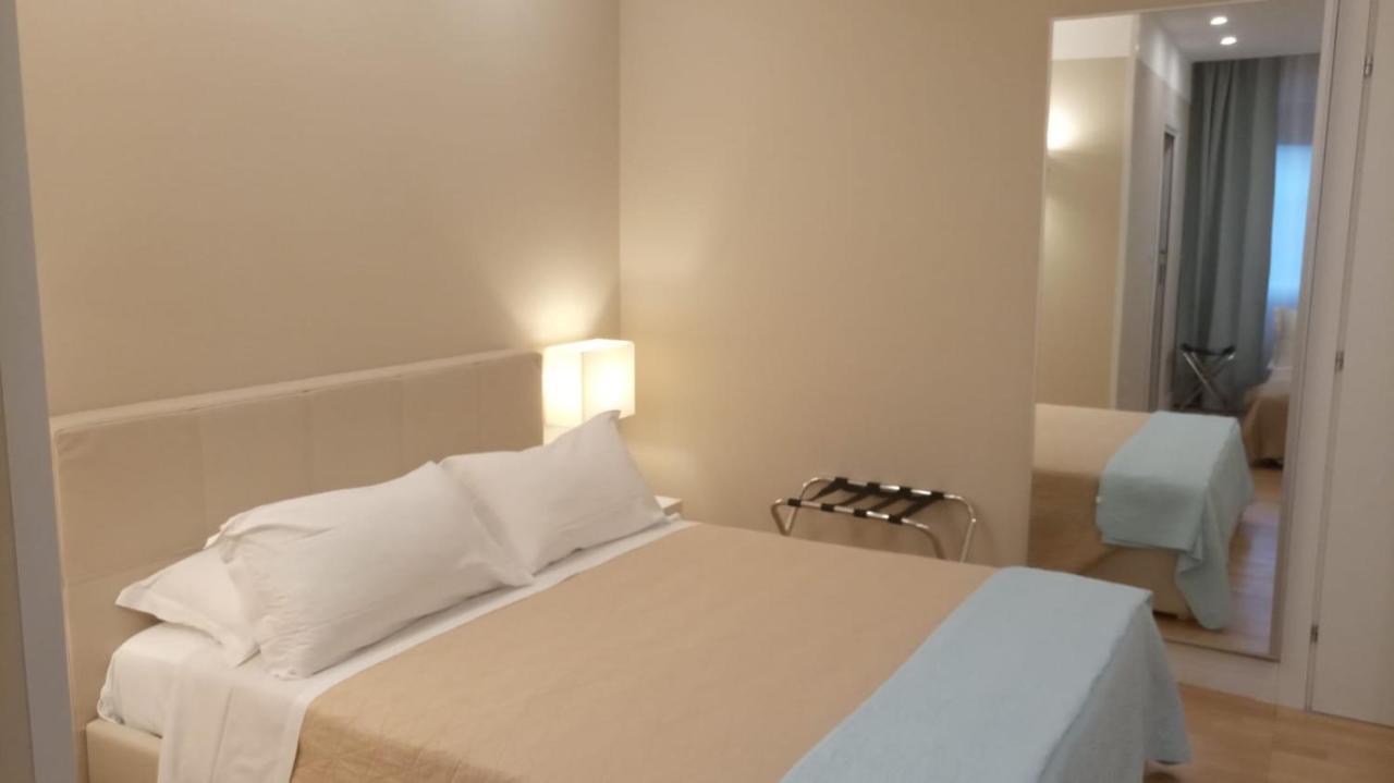 Pescara Centro Luxury Suite II Deluxe Rooms Exteriör bild