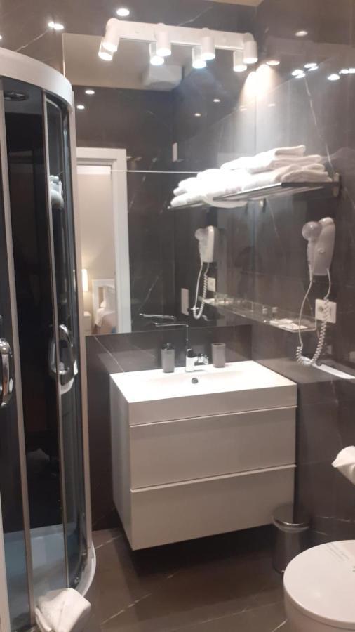 Pescara Centro Luxury Suite II Deluxe Rooms Exteriör bild