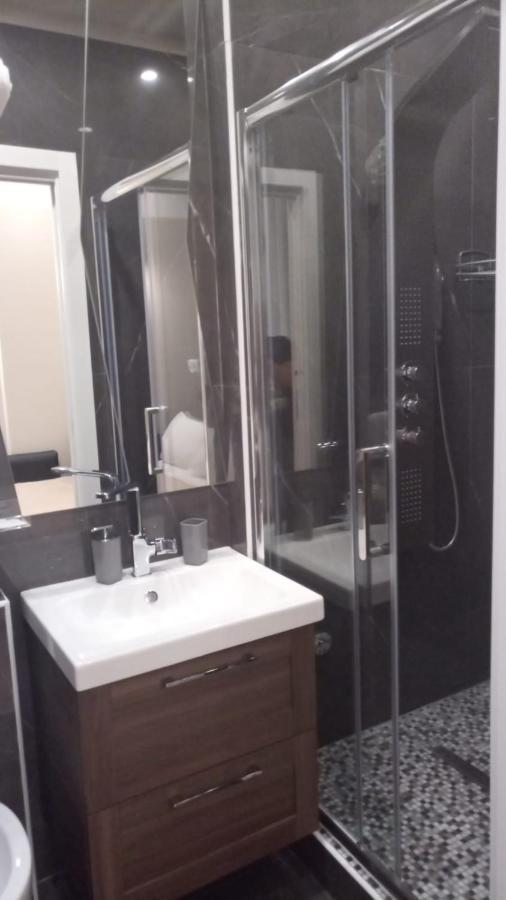 Pescara Centro Luxury Suite II Deluxe Rooms Exteriör bild