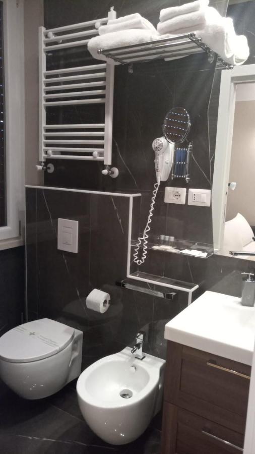 Pescara Centro Luxury Suite II Deluxe Rooms Exteriör bild