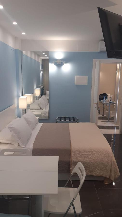 Pescara Centro Luxury Suite II Deluxe Rooms Exteriör bild
